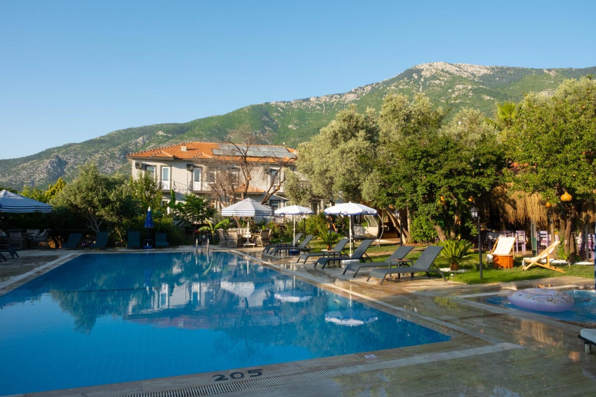 Kibele Hotel 올루데니스 외부 사진