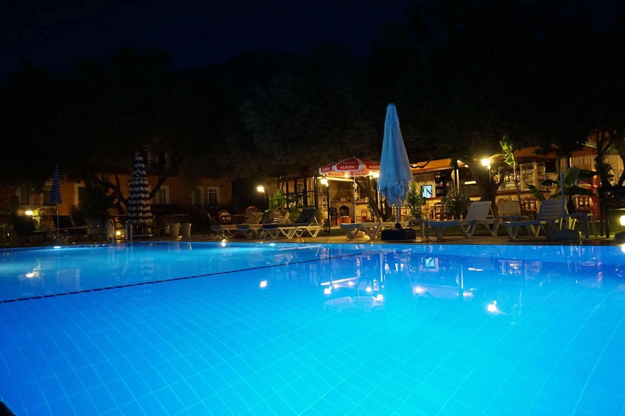 Kibele Hotel 올루데니스 외부 사진